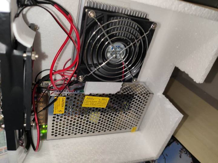 手工自制冰箱DIY教程 可放在宿舍的冷藏柜